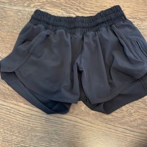 Lululemon shorts Size Four